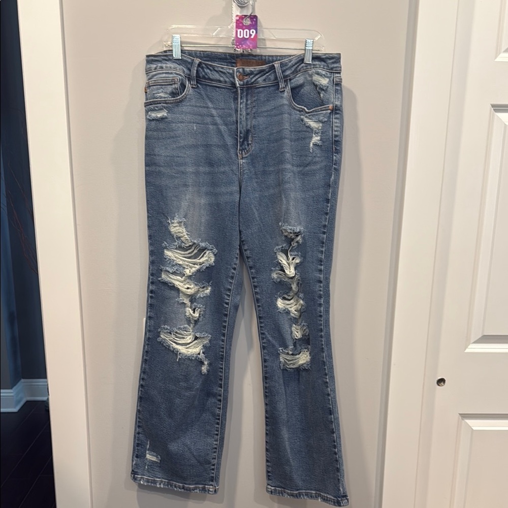 *Judy Blue Straight Leg Blue Jeans with Distressed Details